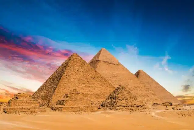 كل ما تود معرفته عن الأهرامات المصرية